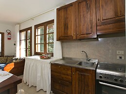 Belvilla by OYO Gardenia