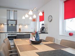 Bright Flat in Neuastenberg With Terrace