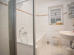 Bright Flat in Neuastenberg With Terrace