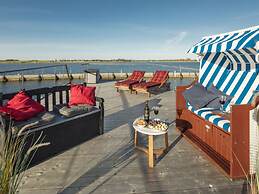 Isa-bella Comfortable Holiday Residence