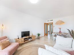 Penthouse With Terrace and sea Views