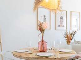 Penthouse With Terrace and sea Views