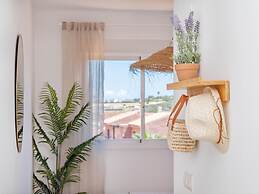 Penthouse With Terrace and sea Views