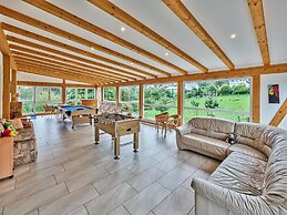 Tasteful Holiday Home With Private Pool