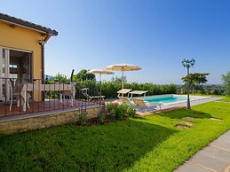 Belvilla by OYO Limonaia