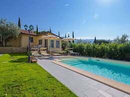 Belvilla by OYO Limonaia