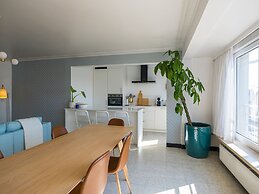 Apartment With Hinterland Views