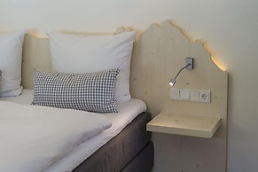 Marlena Hollental Chalet