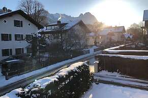 Marlena Hollental Chalet