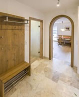 Marlena Hollental Chalet