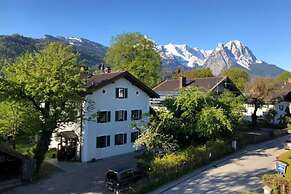 Marlena Hollental Chalet