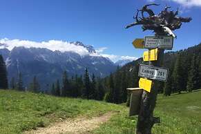 Marlena Hollental Chalet