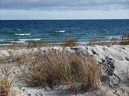 Sea View E&J Paul Comfortable Vacation Home