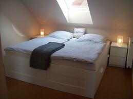 Holiday Apartment Leah