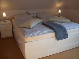 Holiday Apartment Leah