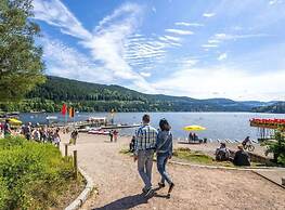 Cosy Holiday Home With Garden