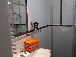 Cosy Holiday Home With Garden