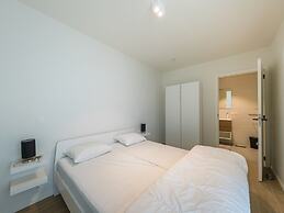 Bright Apartment Near the Center