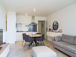 Bright Apartment Near the Center