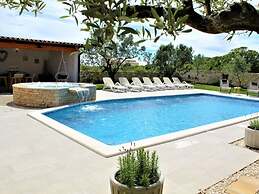 Classy Apartment in Vodnjan