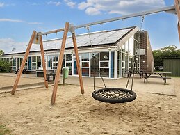 6 Person Holiday Home on a Holiday Park in Hemmet