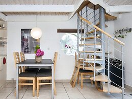 6 Person Holiday Home on a Holiday Park in Hemmet