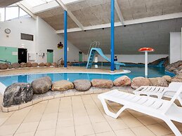 6 Person Holiday Home on a Holiday Park in Hemmet