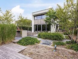 Wellness Villa on the Water Near Harderwijk