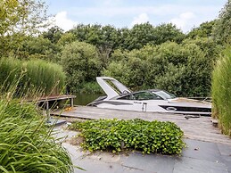 Wellness Villa on the Water Near Harderwijk