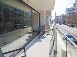 Riva Spacious and Modern With top Location