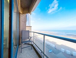 Apartment in Nieuwpoort With sea View