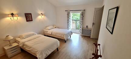 Beautiful Holiday Home With Private Pool