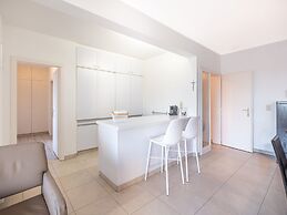 Goudenboom 502 Close to the sea and Center