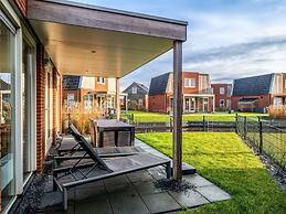 Spacious Holiday Home With Outdoor spa