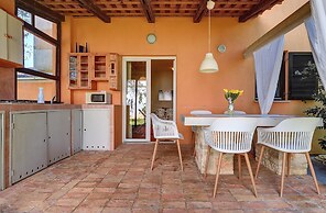 Comfortable Apartment With Private Terrace