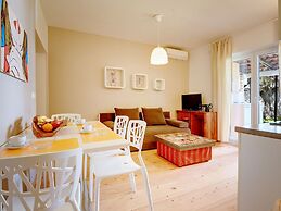 Comfortable Apartment With Private Terrace