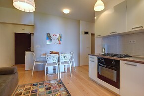 Comfortable Apartment With Private Terrace