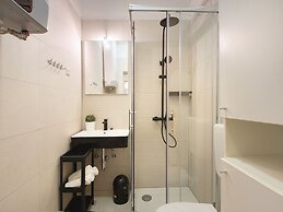 Comfortable Apartment With Private Terrace