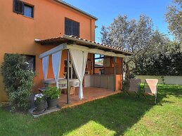 Comfortable Apartment With Private Terrace