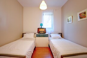 Comfortable Apartment With Private Terrace