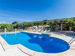 Belvilla by OYO Villa Casetta