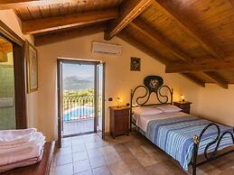 Belvilla by OYO Villa Casetta