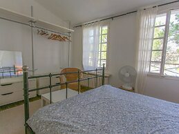 Pleasant Holiday Home in Port Grimaud With Garden