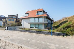 Apartment in Koksijde With Sea View