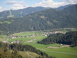 Cozy Holiday Apartment in the Salzburger Land