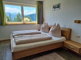 Cozy Holiday Apartment in the Salzburger Land