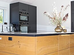 10 Person Holiday Home in Blavand