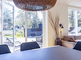 10 Person Holiday Home in Blavand