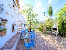 Belvilla by OYO La Curiosa