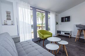 Waxweiler Hillside Sanctuary